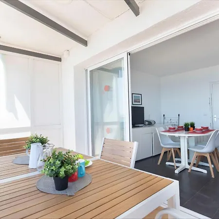 Rodas Arysal Σαλού